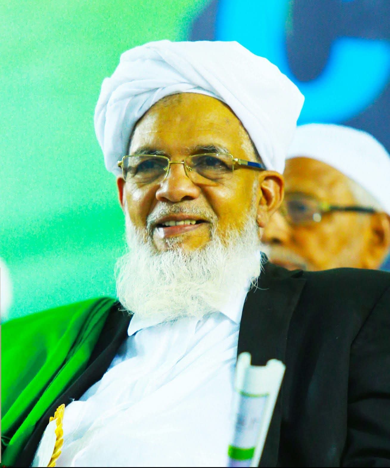ولاية كيرالا تودع رمزاً من رموز العلم والتقوى: وفاة البروفيسور ك. آلي كوتي مسليار